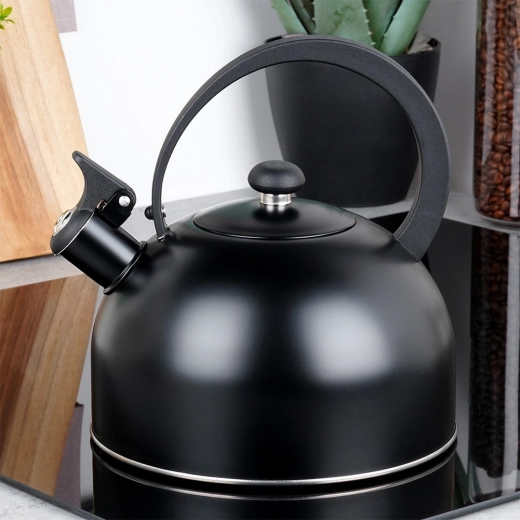 Comfortable and safe pouring