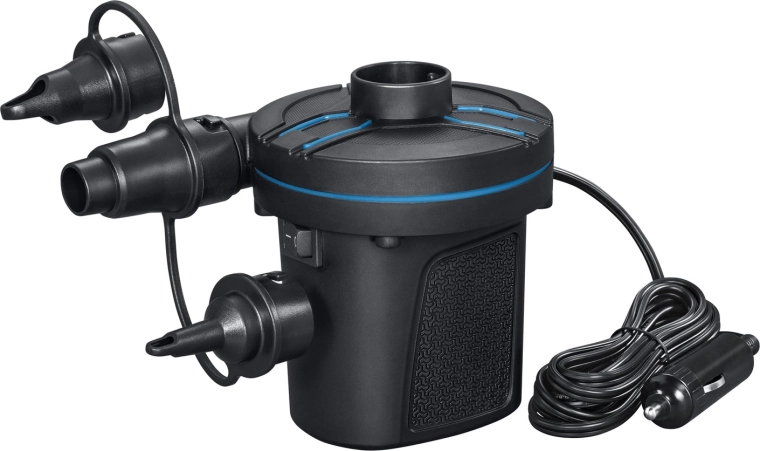Drei Universaladapter