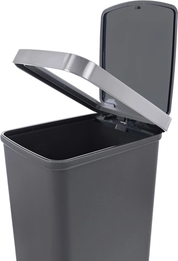 Lid for a cleaner and more pleasant environment