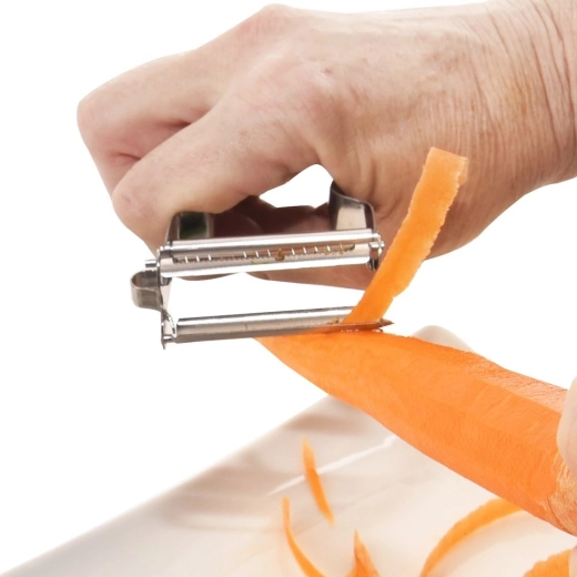 Comfortable, precise peeling