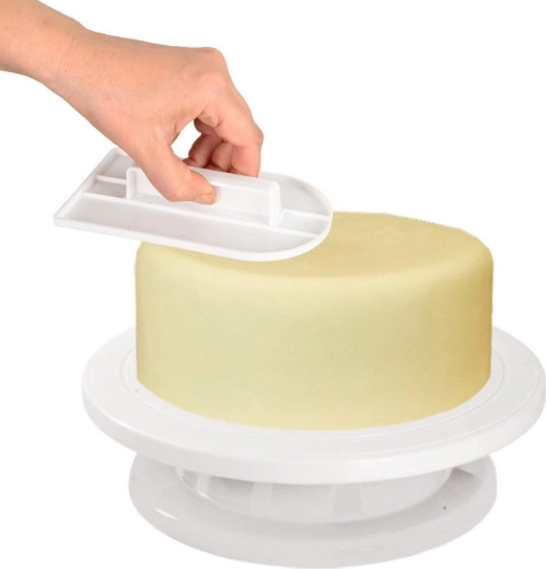 Smooth finishing on a turntable