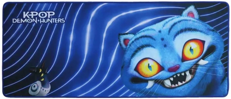 Tapis de bureau et de souris K-Pop Demon Hunters Derpy 70 × 30 cm