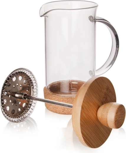 Crystal-clear taste thanks to the stainless steel plunger