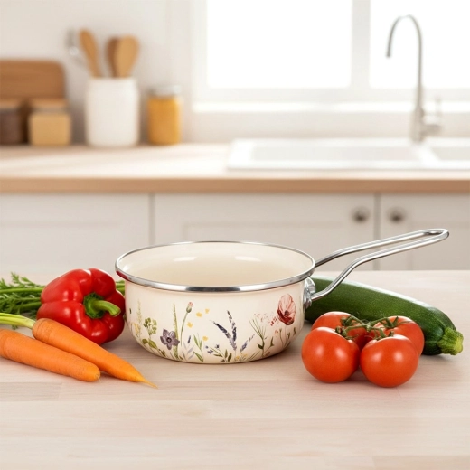 Versatile use on all stovetops and in the oven