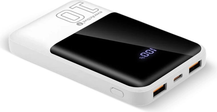 Three ports: USB‑C + 2× USB‑A