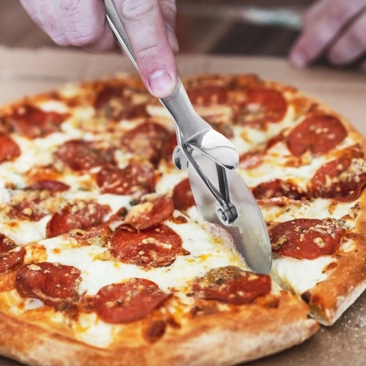 Ergonomic handle and easy maintenance