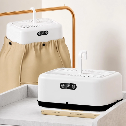 Portable electric clothes dryer for a wardrobe with UV, 500 W