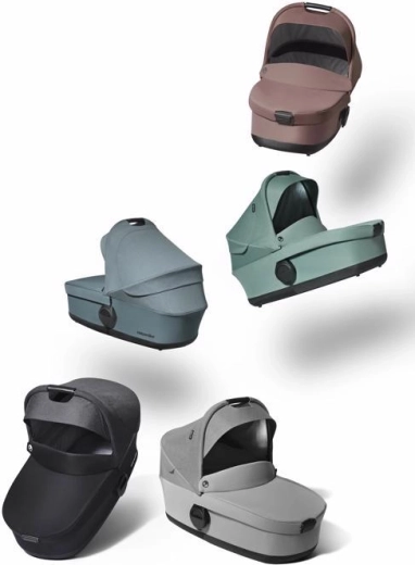 Folding canopy for protection on the go