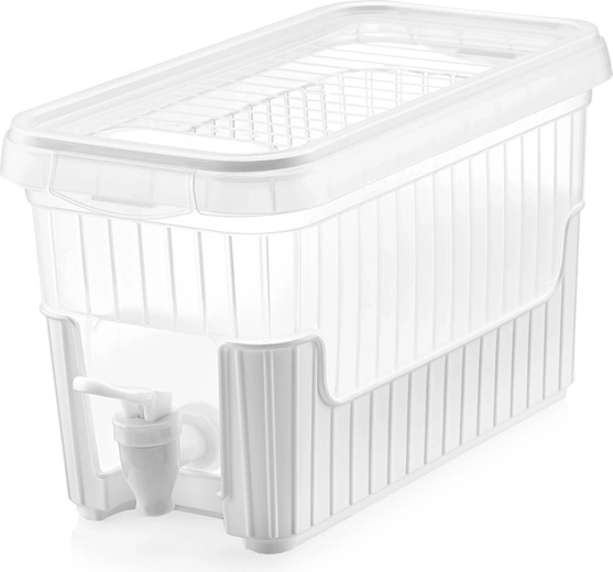 Plastic beverage dispenser with tap 4.5 L