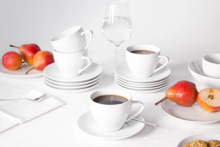 Ensemble de 18 pièces pour 6 personnes