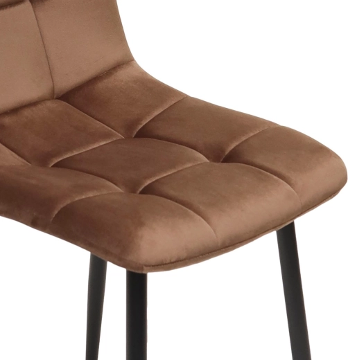 Elegante Steppung mit modernem Look