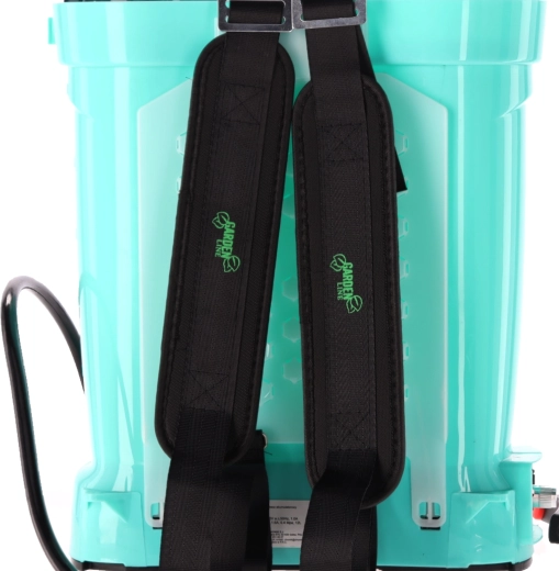 Comfortable carrying with padded straps