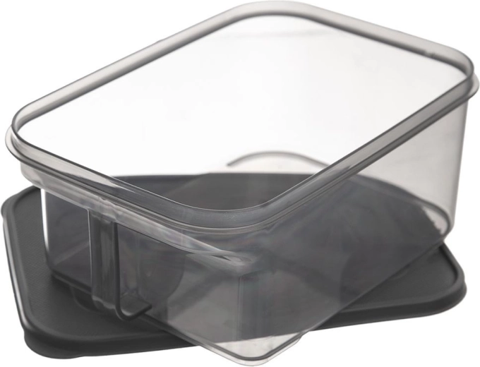 Clear walls and elegant grey design