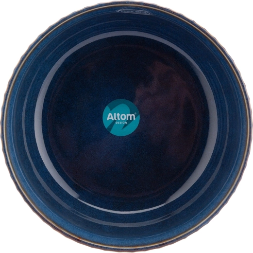 Elegant dark blue finish