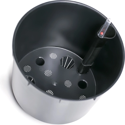 Self-watering insert with indicator