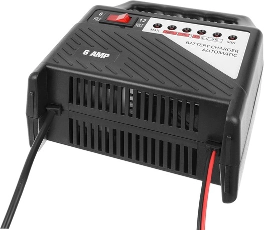 Umschalter 6 V / 12 V für verschiedene Akkus