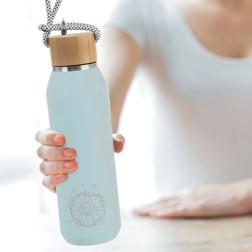 Rutschfeste Oberfläche und weite Öffnung