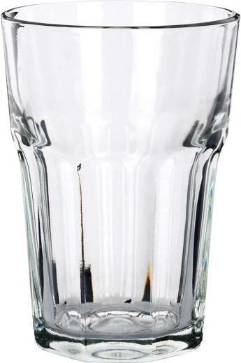 Prise en main confortable grâce au design facetté