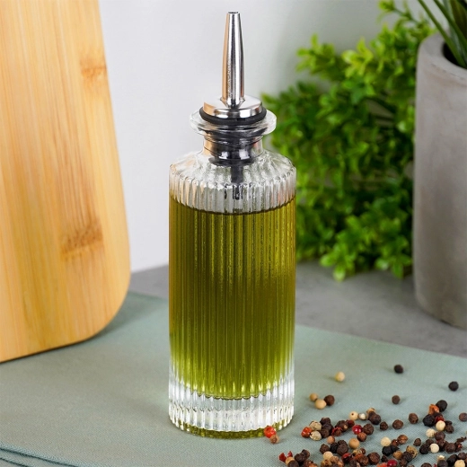 Ideal for oil and vinegar