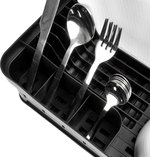 Smart cutlery organization in 3 compartments
