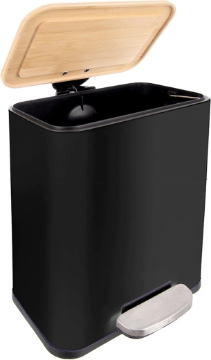 Elegant combination of metal and bamboo