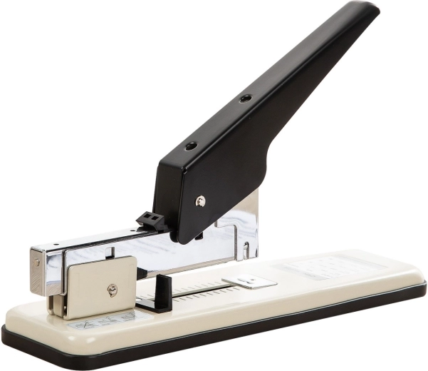 Integrated ruler for precise staple placement
