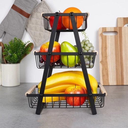 Platzsparendes dreistöckiges Design