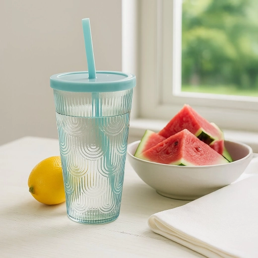 Anti-spill lid for everyday use