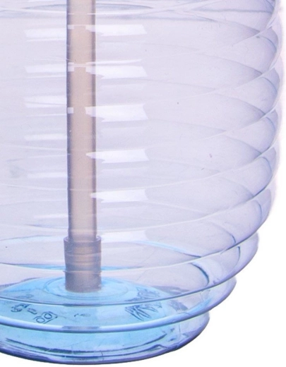 Transparenter Behälter mit Füllstandskontrolle