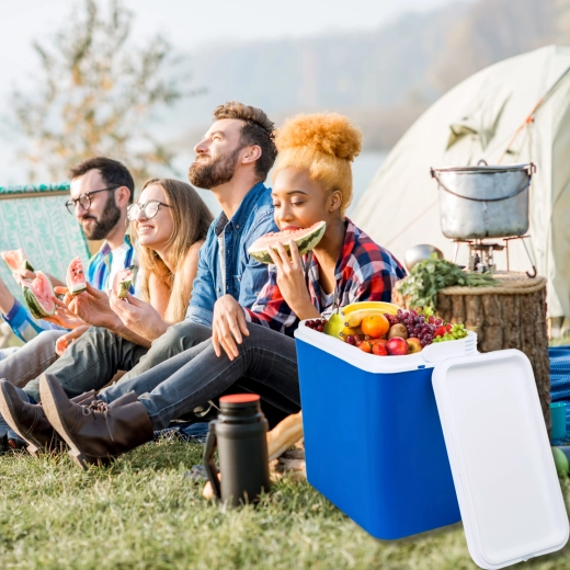 Grand volume de 30 l pour toute l’équipe