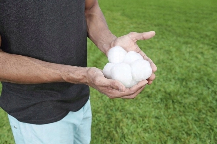 Lightweight and safe for easy handling