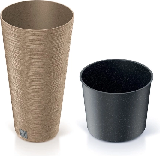 Inner liner for easy plant care