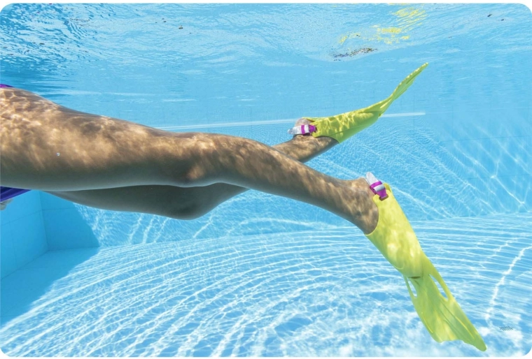 Faster swimming with fins