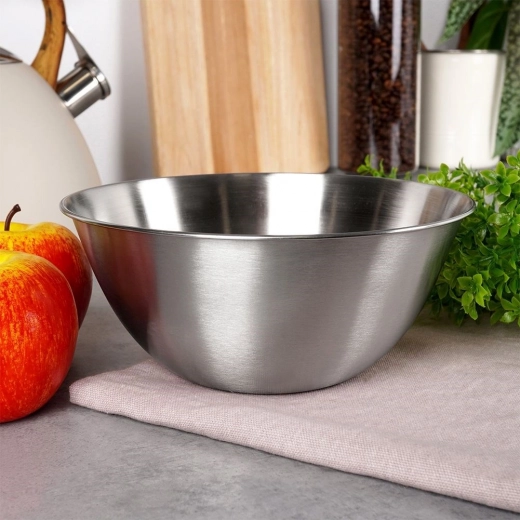 Versatile for kitchen use and serving