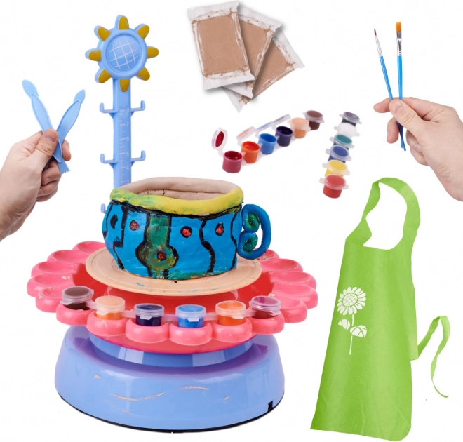 ensemble potier pour enfants avec argile et peintures