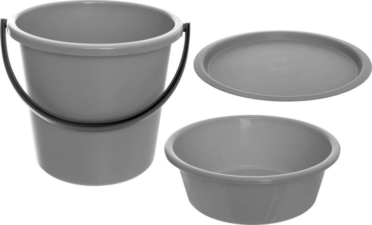 Two containers and one lid for maximum flexibility