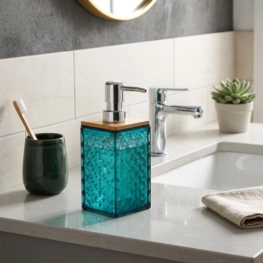 300 ml capacity and compact dimensions