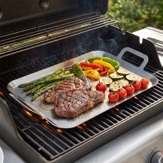 Universal use on the grill and in the oven