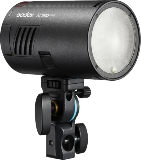 Godox AD100Pro II compact outdoor flash 100 Ws