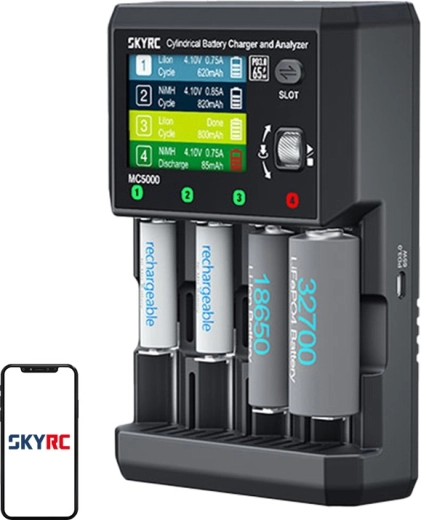 SkyRC lader en analyzer voor cilindrische batterijen
