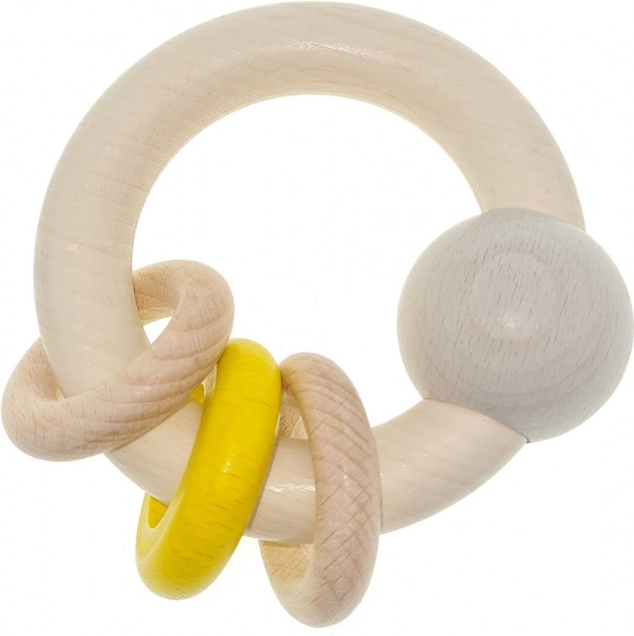 Hess houten rammelaar met balletje en ringen geel