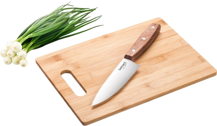 Lamart bamboo cutting board with chef's knife