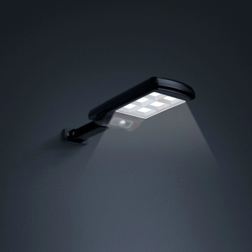 Solar wall floodlight with motion sensor and 6 COB LEDs