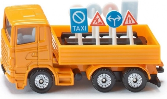 Road service vehicle