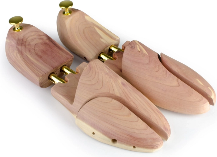 Embauchoirs en cèdre pour chaussures Massido 42–43
