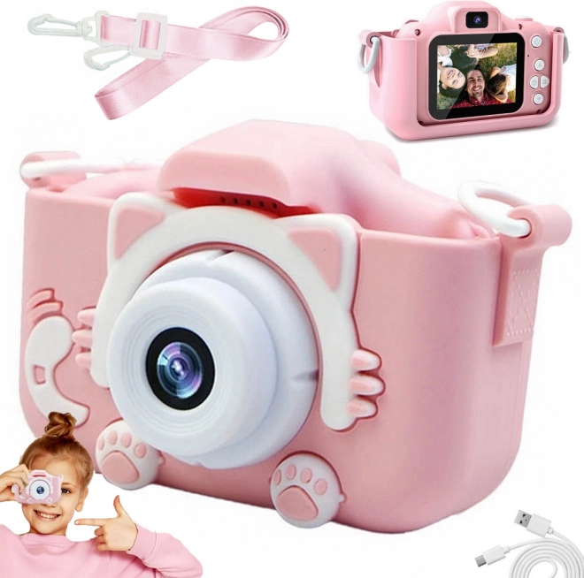 Digital kids' camera in the shape of a kitten