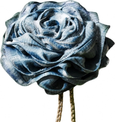 Dark Blue Rose-Shaped Bath Sponge