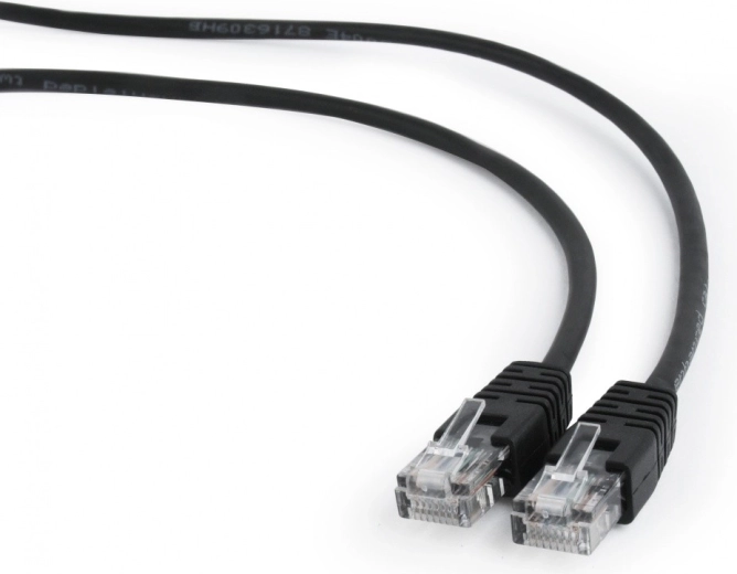 Cat5e patch cable with molded boots 2 m black
