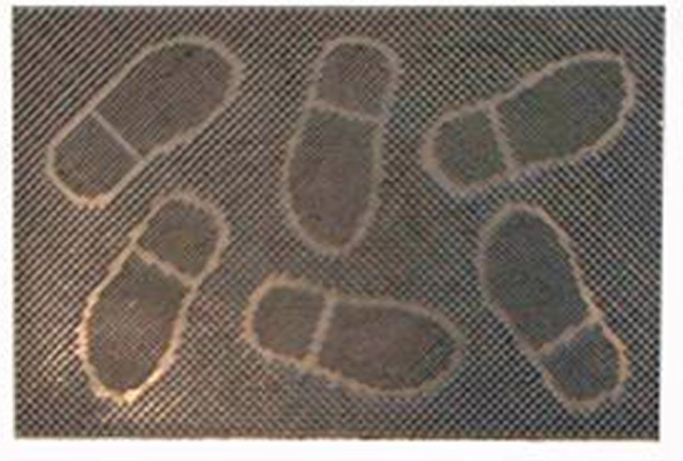 Paillasson en caoutchouc à picots 40 × 60 cm