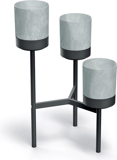 Dreistöckiger Metall-Pflanzenständer mit grauen Pflanztöpfen 54 cm